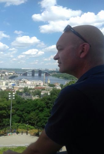 Luxury Hotel a Kiev - Cantiniere tra i colbacchi-